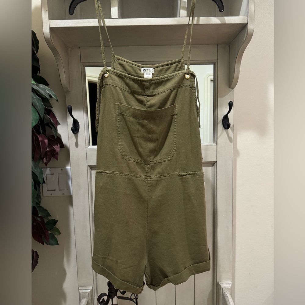 Billabong, wild pursuit olive shortall romper size L
